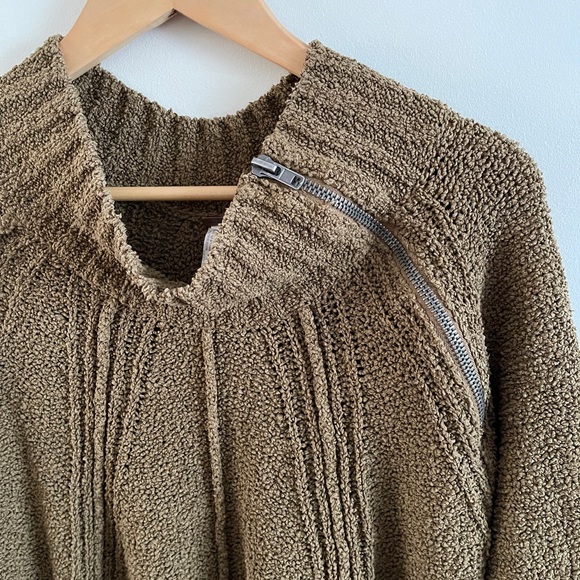 Free People Spin Around poncho sweater, size M/L, brown - Picture 2 of 4